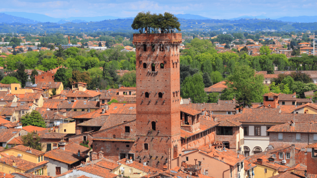Dove Dormire a Lucca: Le Zone Migliori e Gli Hotel Consigliati